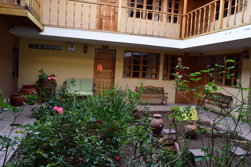 Hostal Qorichaska Куско Екстериор снимка